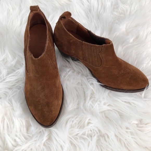 Frye Shoes - Frye Illana Shootie Boot in Wood Color EUC